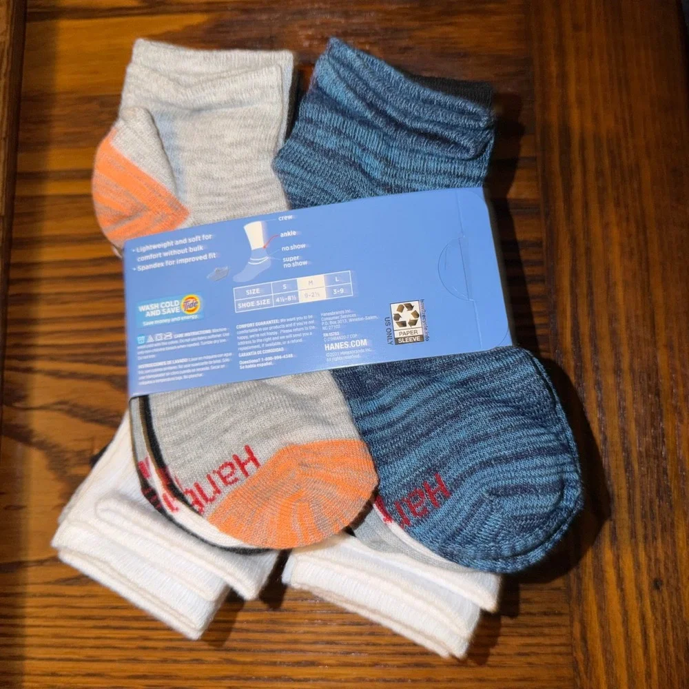 Hanes Boys Ankle Socks 20 Pair Pack Medium Shoe Size 9-2.5 Multicolor Athletic